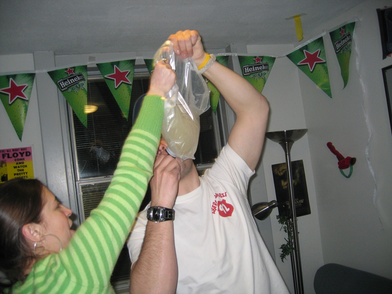 Slapbag and Syracuse 007